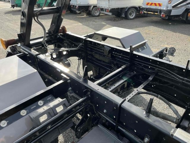 MITSUBISHI FUSOU FIGHTER 2016