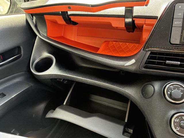 TOYOTA SIENTA 4WD 2016