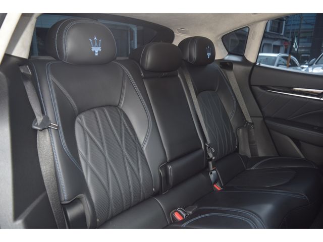 MASERATI MASERATI Levante 2022