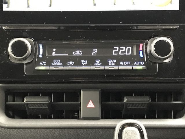 TOYOTA SIENTA HYBRID 2023