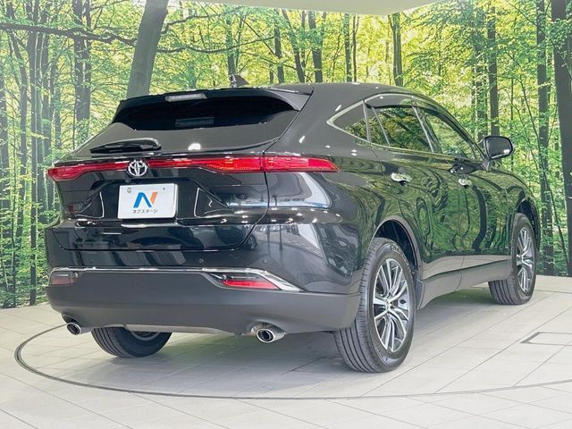 TOYOTA HARRIER 2WD 2024