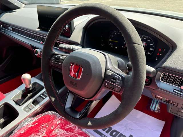 HONDA CIVIC hatchback 2025