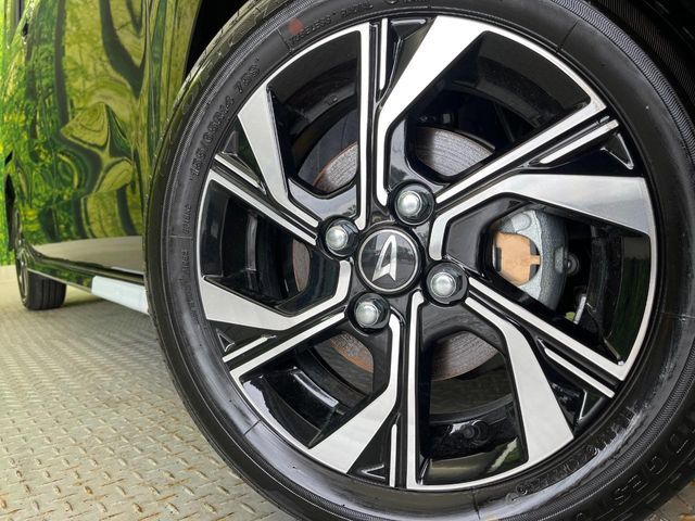 DAIHATSU TANTO CUSTOM 2024