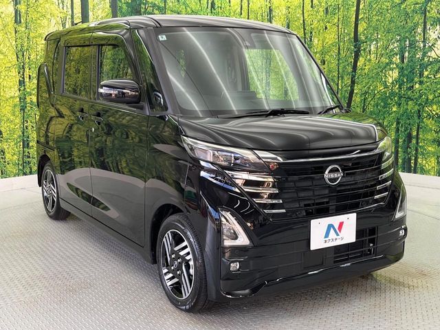 NISSAN ROOX 2024