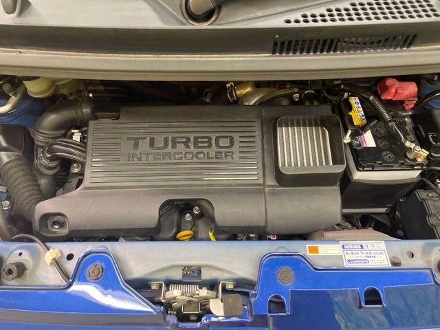 TOYOTA PIXIS MEGA 2019