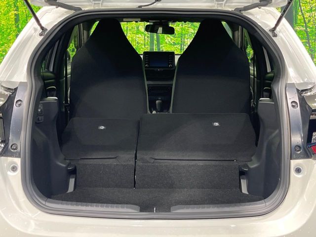 TOYOTA YARIS HYBRID 2022