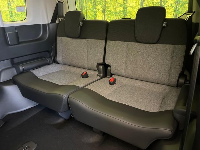 HONDA FREED e:HEV 2025