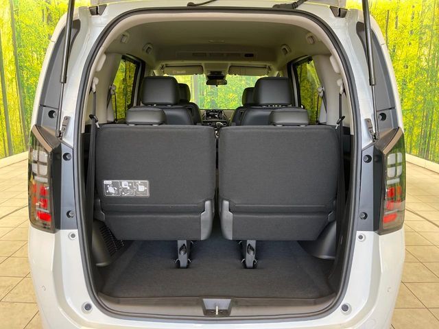 HONDA FREED e:HEV 2025