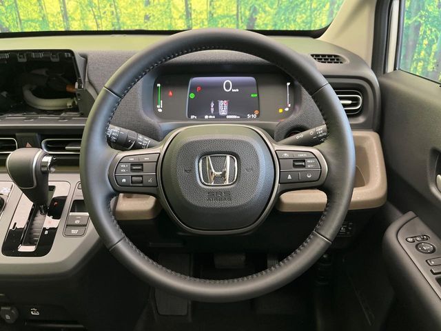 HONDA FREED e:HEV 2025