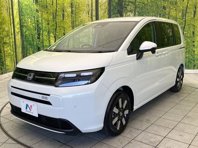 HONDA FREED e:HEV 2025