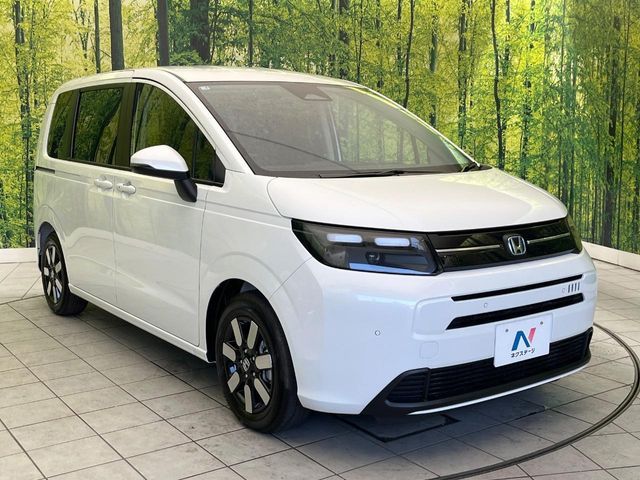 HONDA FREED e:HEV 2025