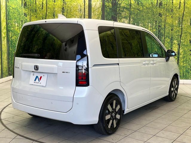HONDA FREED e:HEV 2025