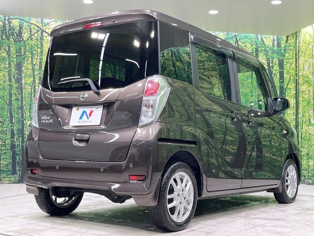 NISSAN DAYZ ROOX 4WD 2018