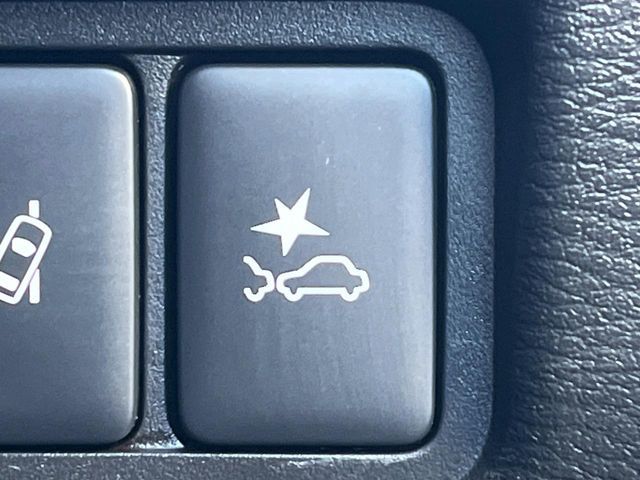 MITSUBISHI DELICA D:5 4WD 2023