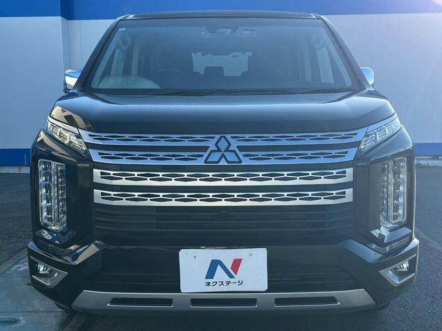 MITSUBISHI DELICA D:5 4WD 2023