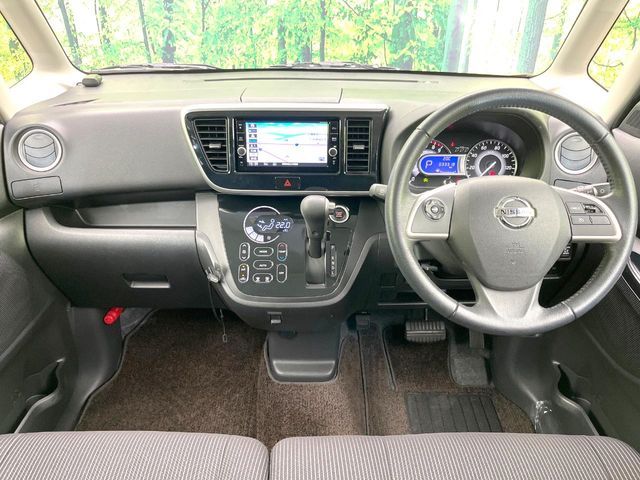 NISSAN DAYZ ROOX 2019