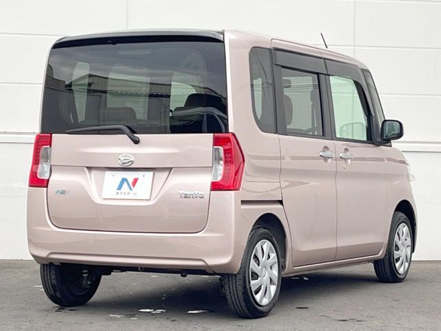 DAIHATSU TANTO 2015