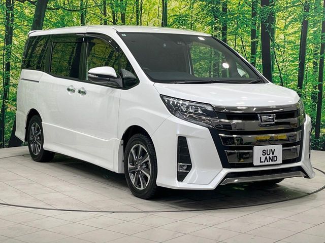 TOYOTA NOAH 2018