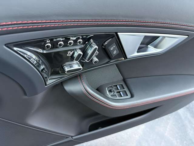 JAGUAR JAGUAR  F type Coupe 2015