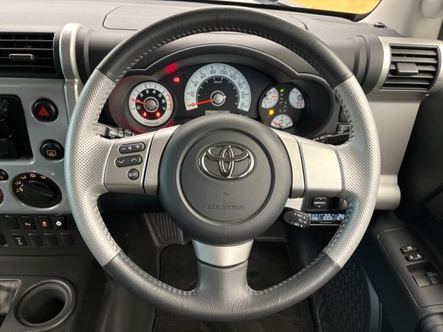 TOYOTA FJ CRUISER 4WD 2014