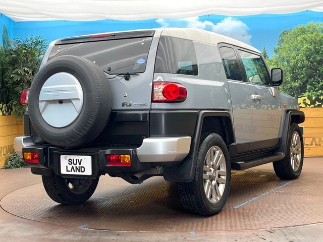 TOYOTA FJ CRUISER 4WD 2014