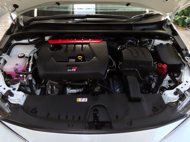 TOYOTA GR COROLLA 2025