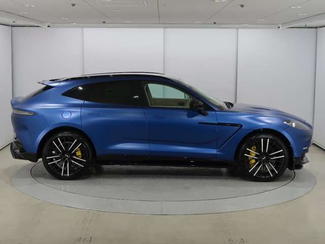 ASTON MARTIN ASTON MARTIN SUV 2023