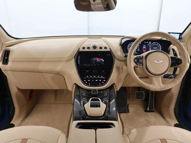 ASTON MARTIN ASTON MARTIN SUV 2023