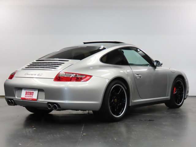 PORSCHE PORSCHE 911 2006