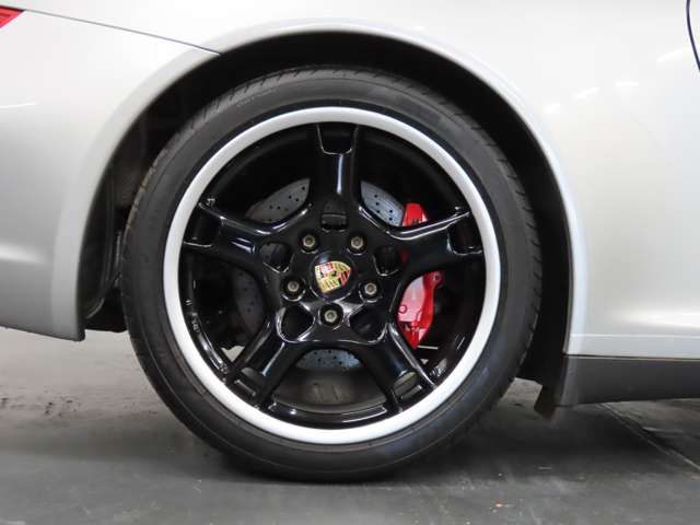 PORSCHE PORSCHE 911 2006