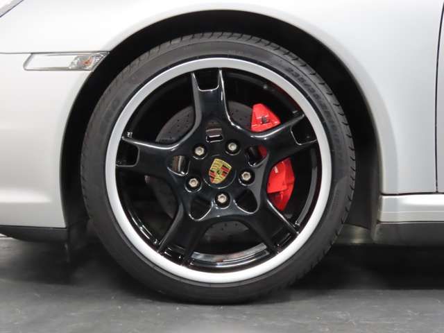 PORSCHE PORSCHE 911 2006