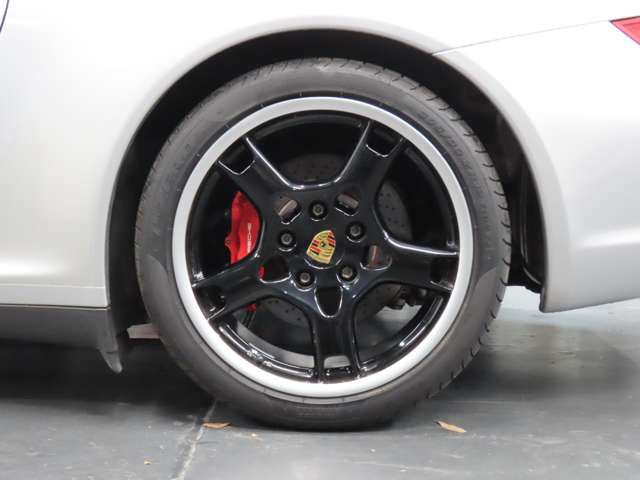 PORSCHE PORSCHE 911 2006