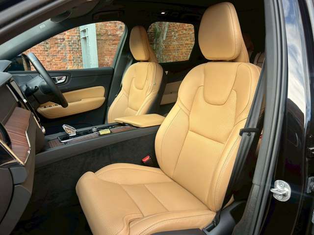 VOLVO VOLVO XC60 2024