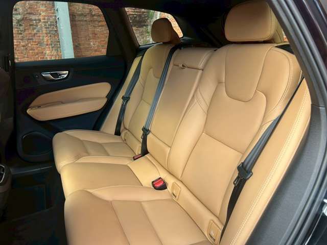 VOLVO VOLVO XC60 2024