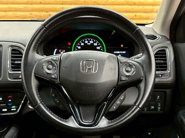 HONDA VEZEL HYBRID 2017