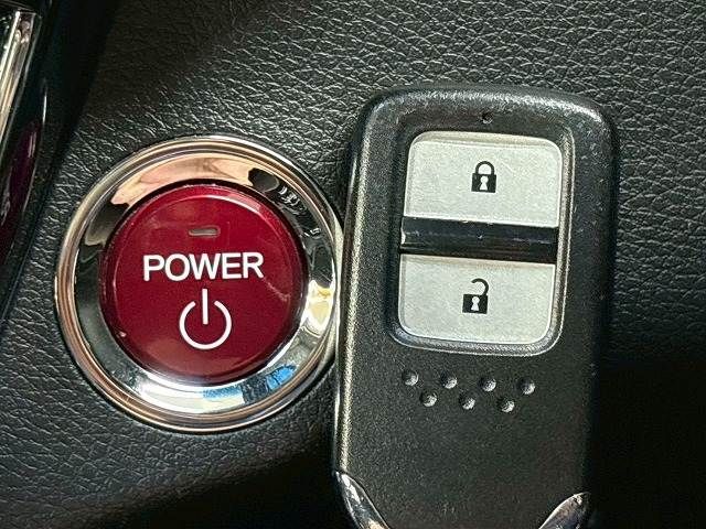 HONDA VEZEL HYBRID 2017