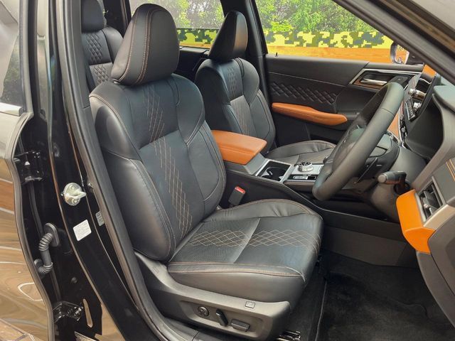 MITSUBISHI OUTLANDER PHEV 2022