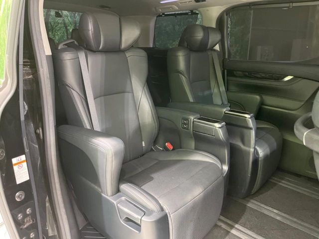 TOYOTA ALPHARD 2019