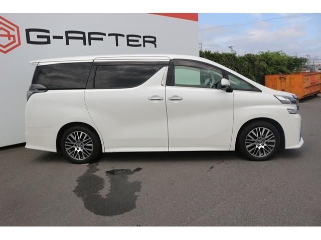 TOYOTA VELLFIRE 2016