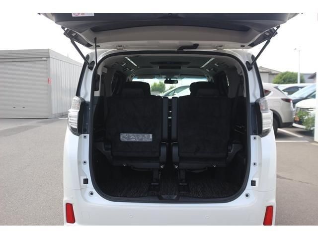 TOYOTA VELLFIRE 2016