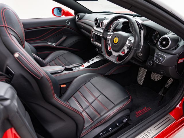 FERRARI FERRARI California T 2017