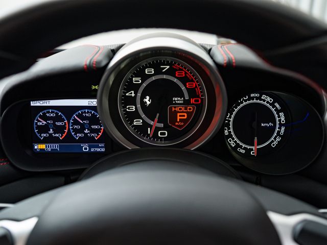 FERRARI FERRARI California T 2017