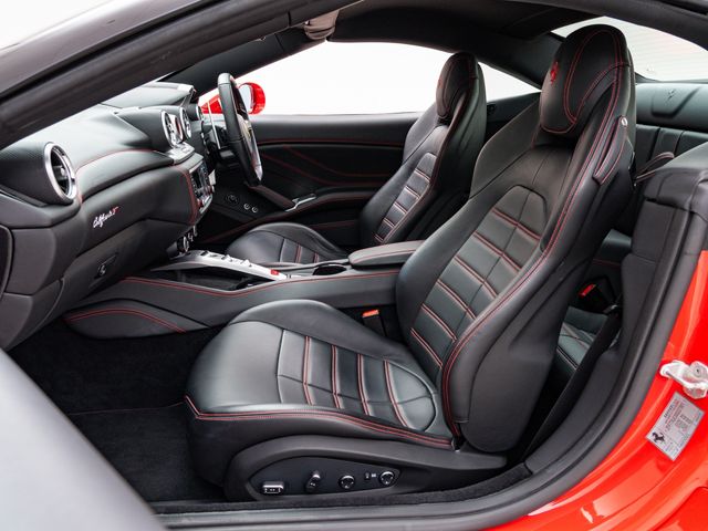 FERRARI FERRARI California T 2017