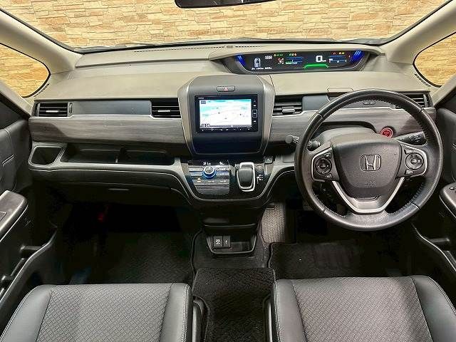 HONDA FREED HYBRID 2020