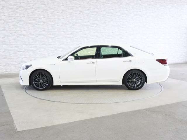 TOYOTA CROWN sedan hybrid 2017