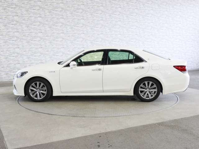 TOYOTA CROWN sedan hybrid 2017