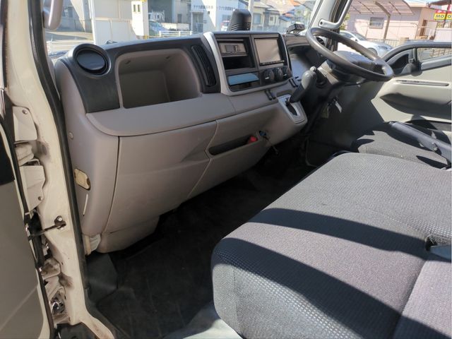 MITSUBISHI CANTER 2020