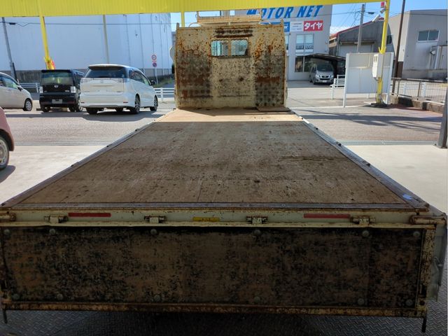 MITSUBISHI CANTER 2020