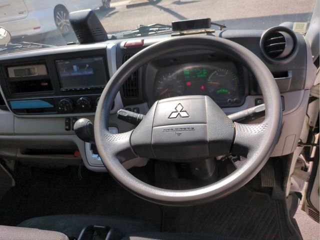 MITSUBISHI CANTER 2020