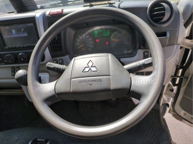 MITSUBISHI CANTER 2020